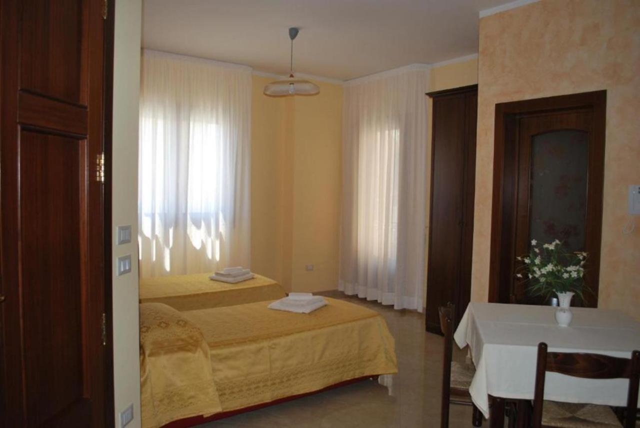 Vignali Residence Diso Rum bild